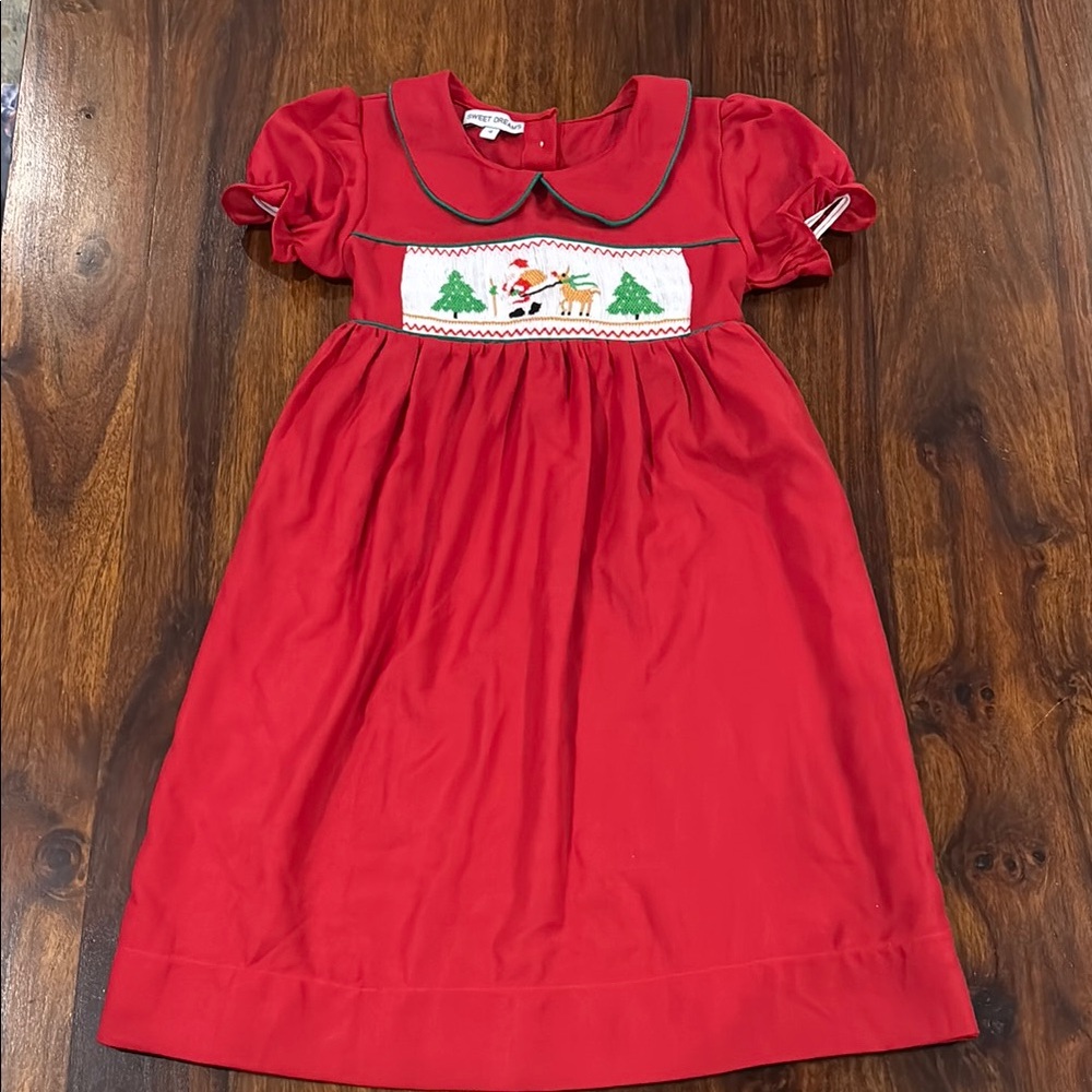 Sweet Dreams 4T Girls Red Holiday Dress with Smocked Santa and Peter Pan Collar